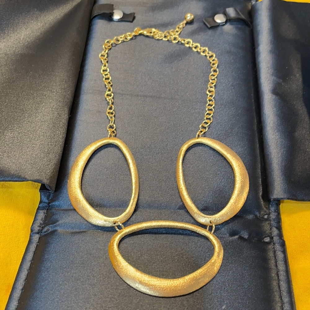 Gold tone necklace